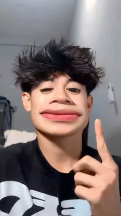 EFEK WAJAH LUCU 