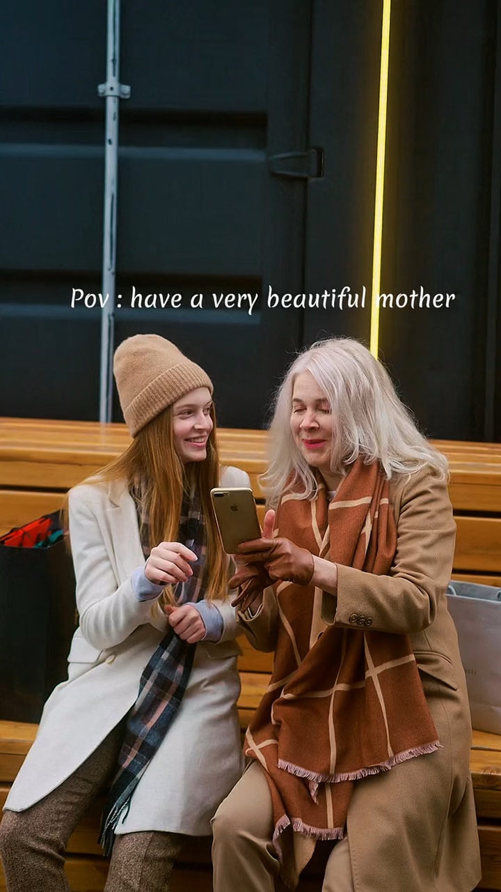 Mère est belle