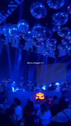 life is a fangirl >>