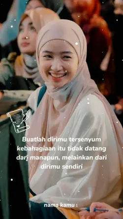 Tersenyum