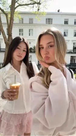 fitcheck with bestie