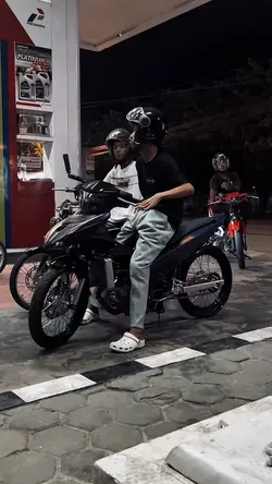 AKU BETE SAMA KAMU