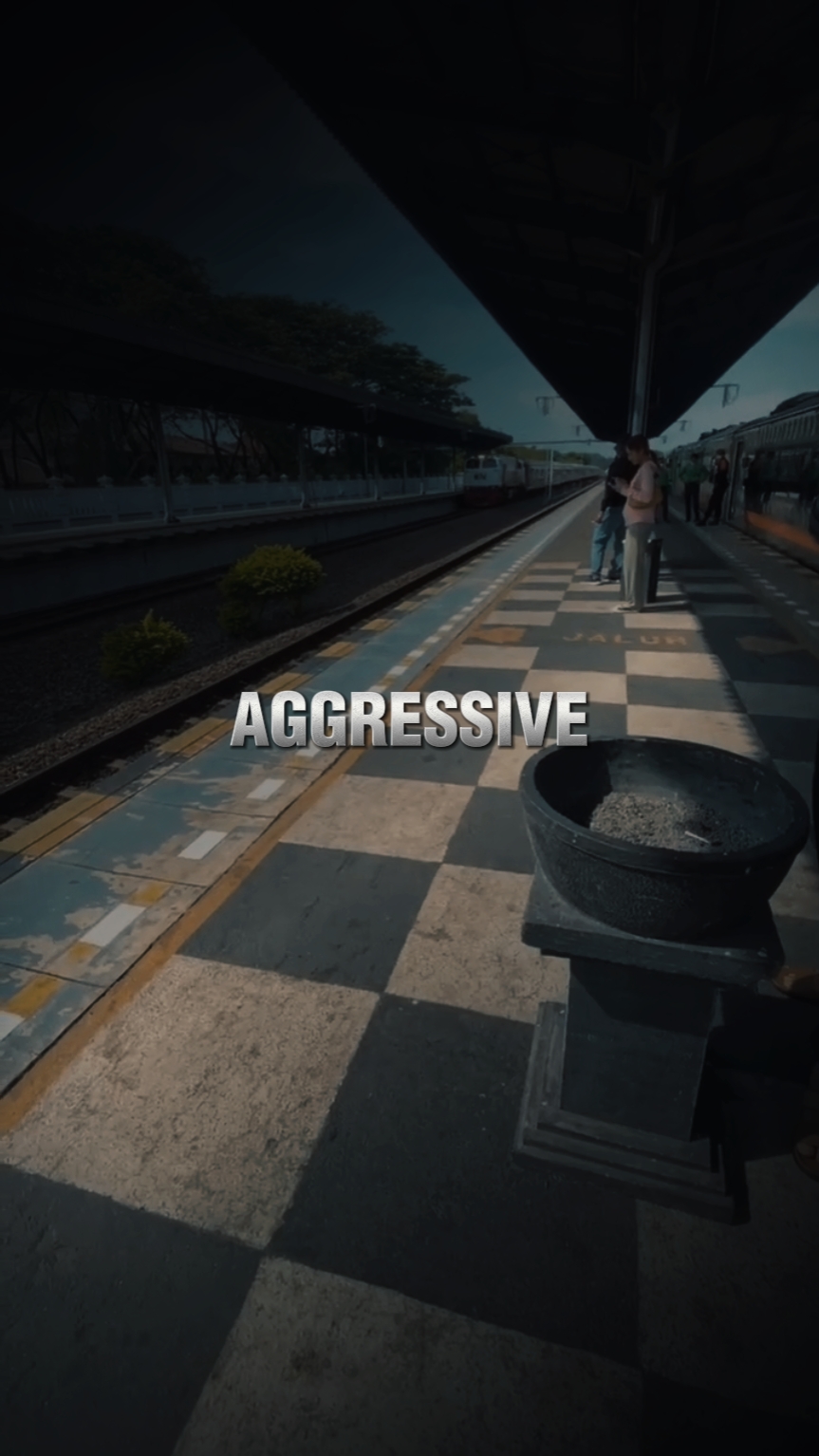 TRAILER Short