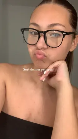 Sort de mes pensées.