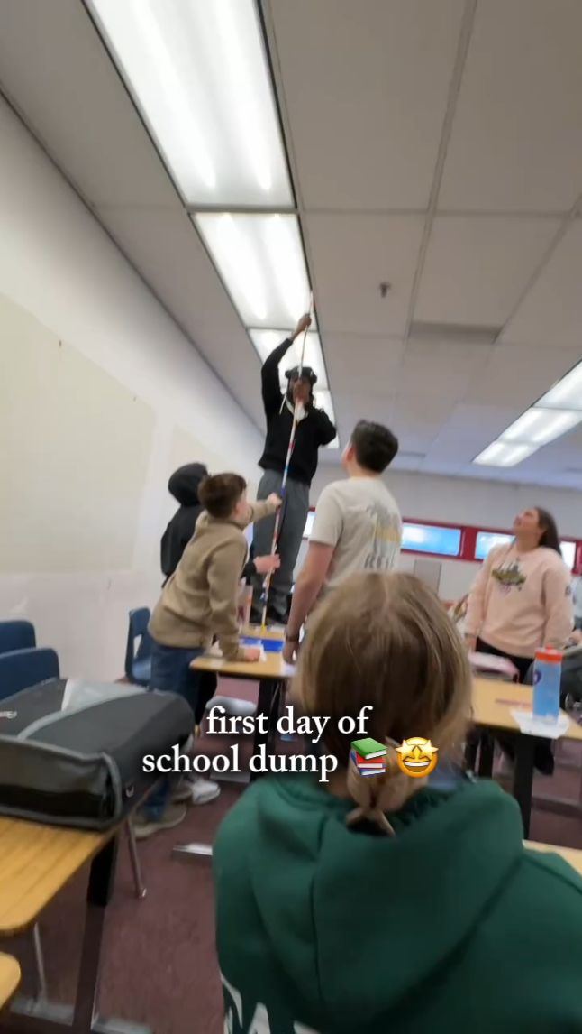 hari pertama sekolah