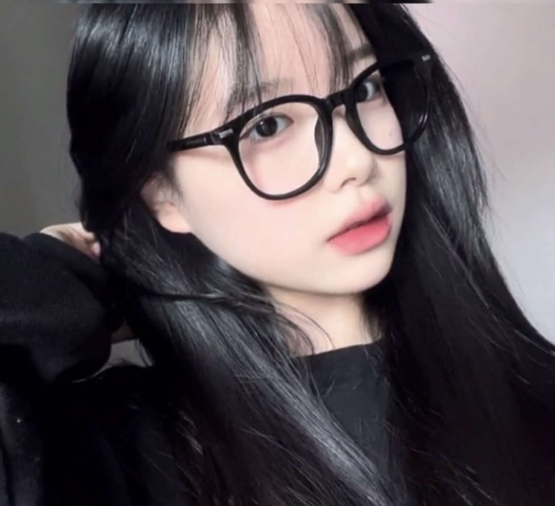 보고싶어도 매일 꾹참고 있어도