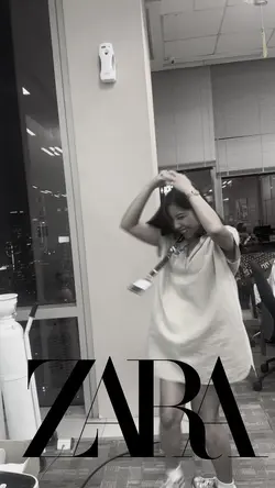 Zara Model