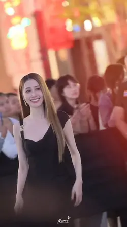 ฉันจะยอมเป็นแค่เงา