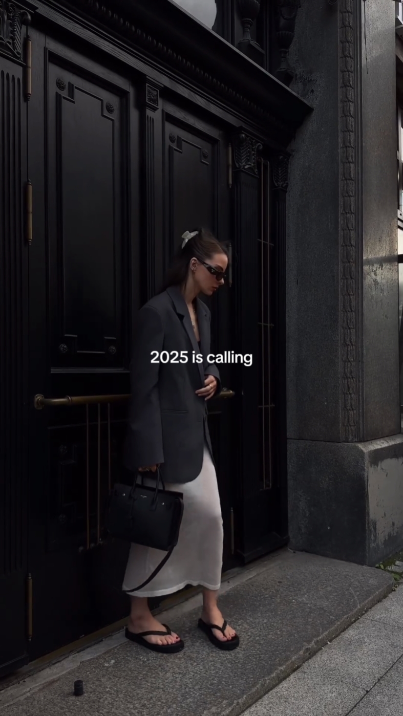 2025 çağırıyor