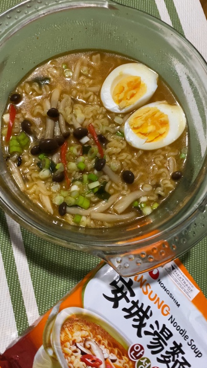 Ramen (2 clips)