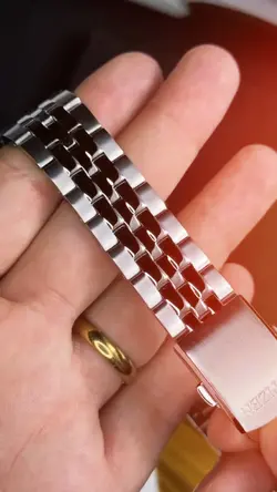 LUXURY WATCH