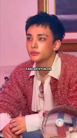 Fancam Hyunjin !