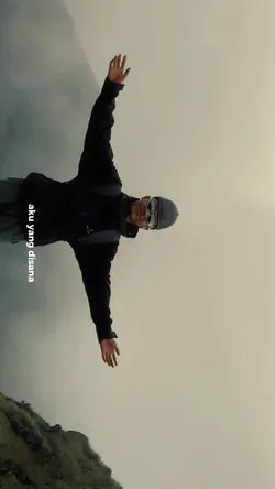 harusnya aku yang