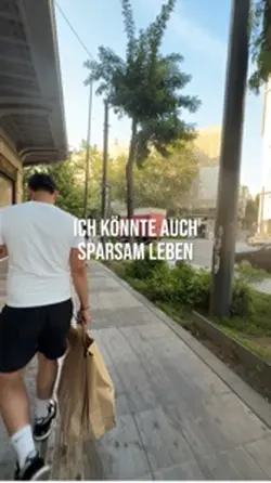 AK HIN UND HER