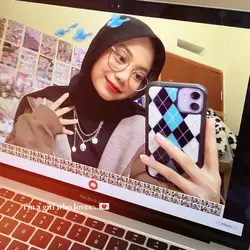 i'm a girl who loves