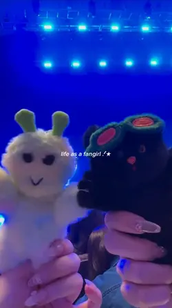 life as a fangirl ★