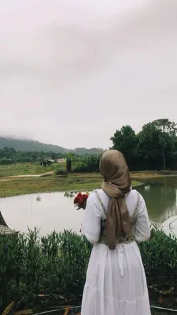 menatap dirimu hanya