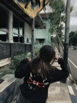Aesthetic blurr