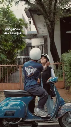 Denganmu aku bahagia