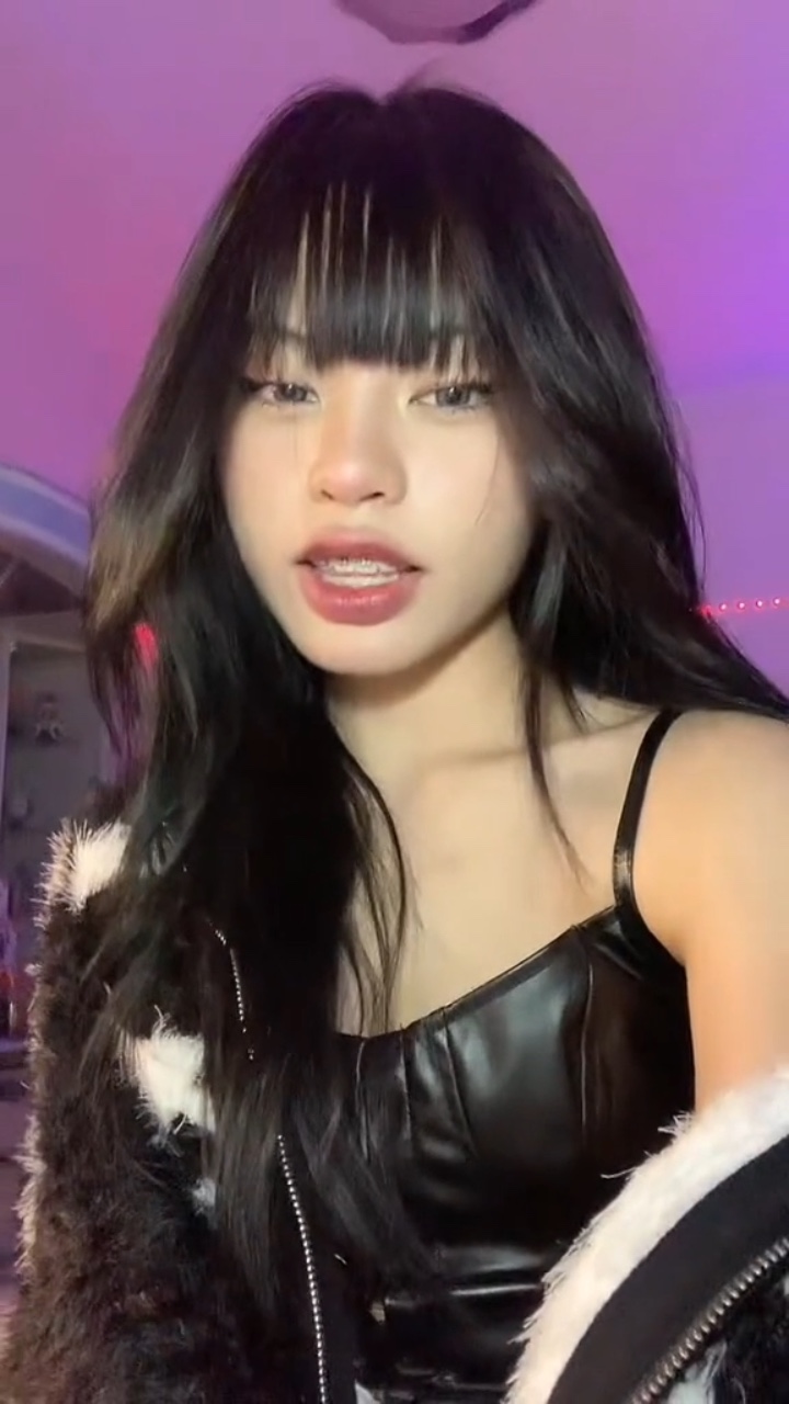 หล่อขนาดนี้แฟนใครคะเธอ