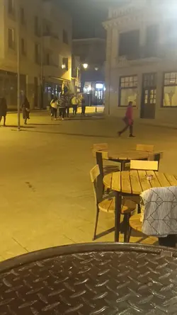 Niciodată 