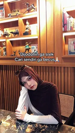 dijodohin ga srek
