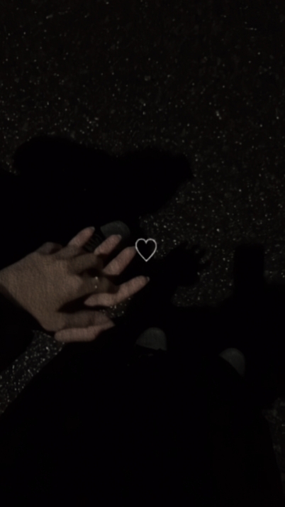 مثل تعویز ہے اک شخص،