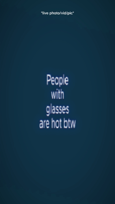 Peoplewithglassesare