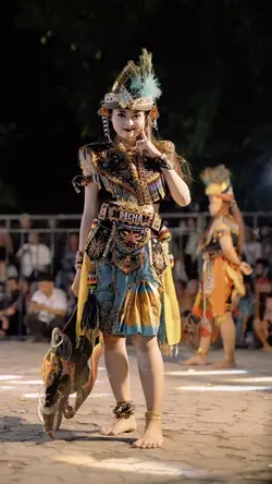 KEPETHUK NENG SENIMA