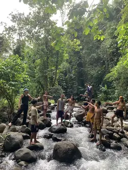 Barkada vibes 