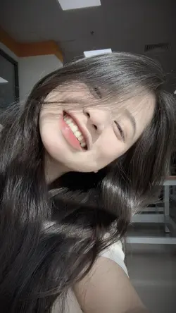 Bé ơi bé à hãy nhìn