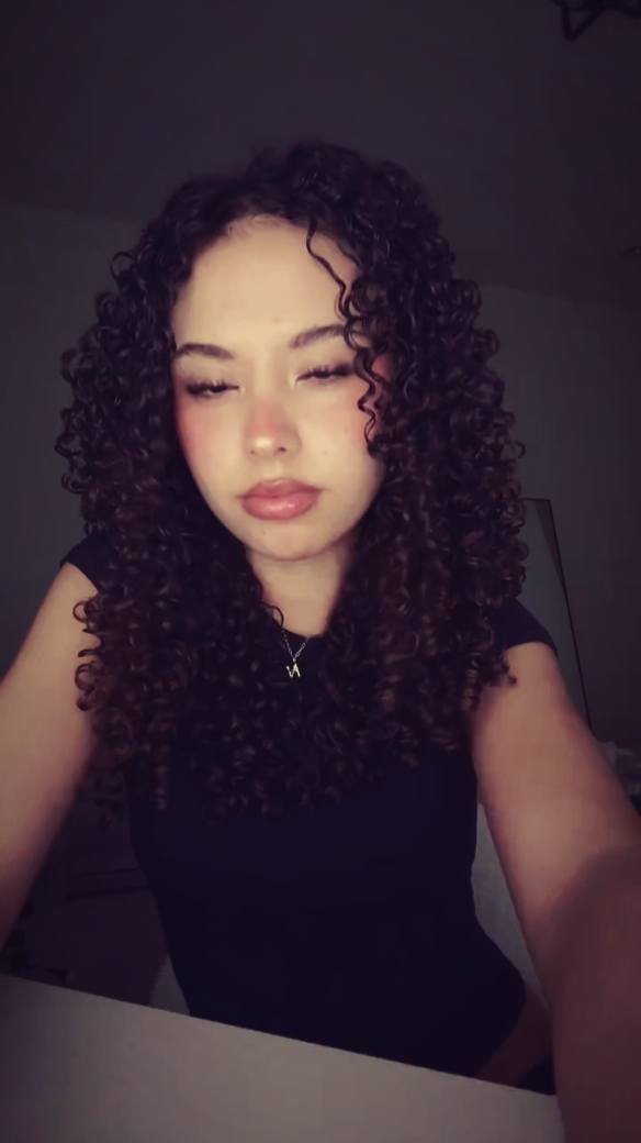 Latina aesthetic