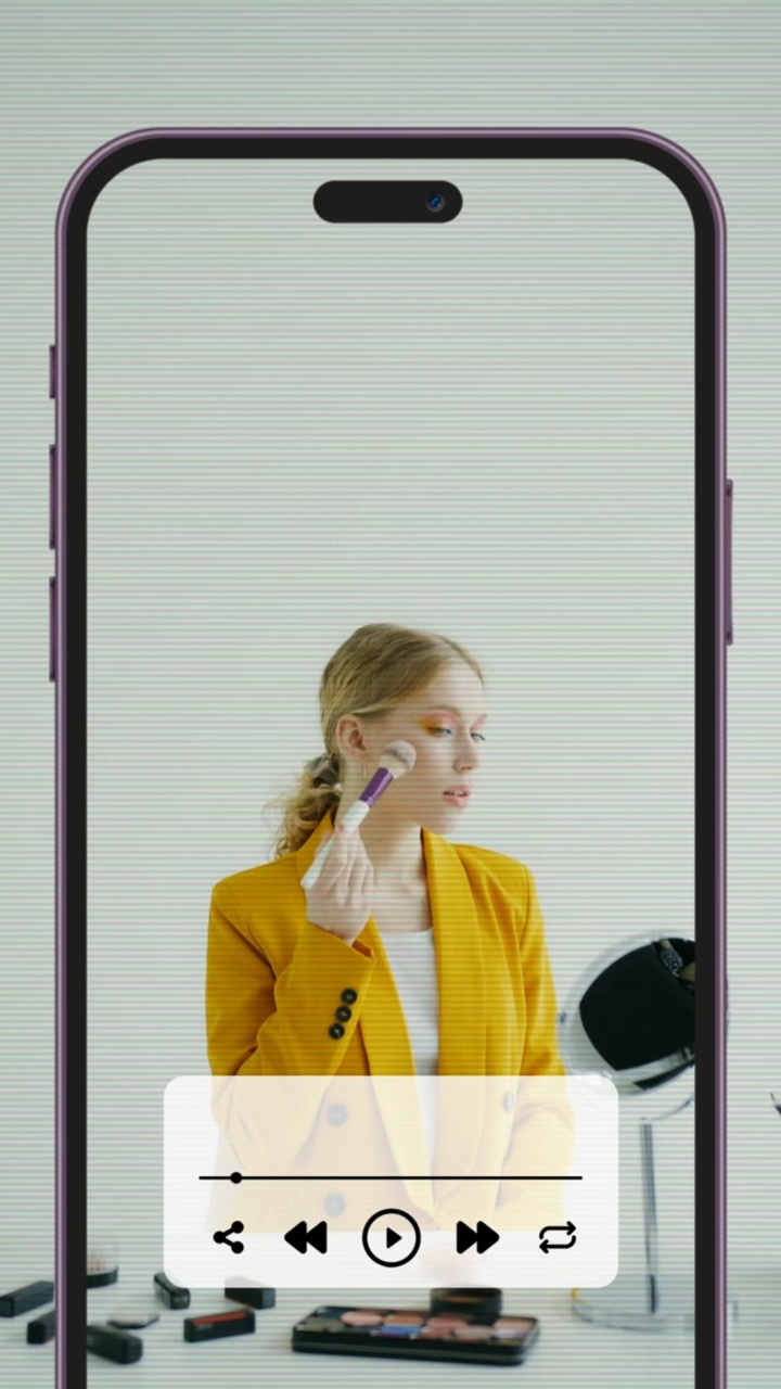 Brush Cosmetics Phone Screen TikTok Style!
