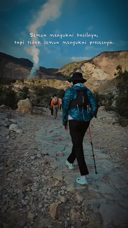 naik gunung