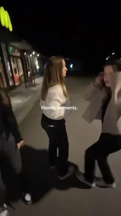 friends moments
