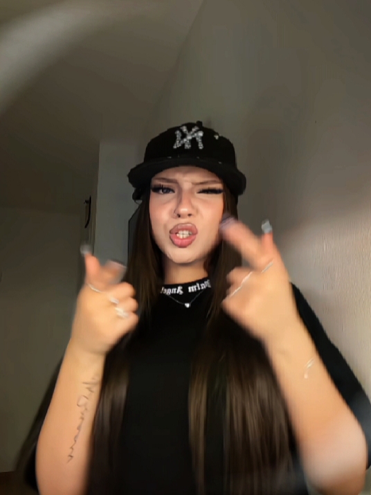 LA CHEYENNE