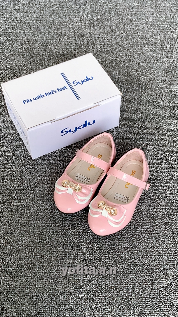 sepatu anak