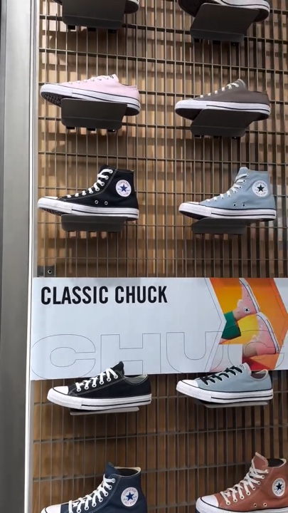 shoes flexing video