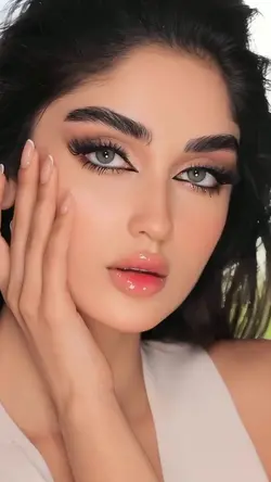 Arabic makeup 
