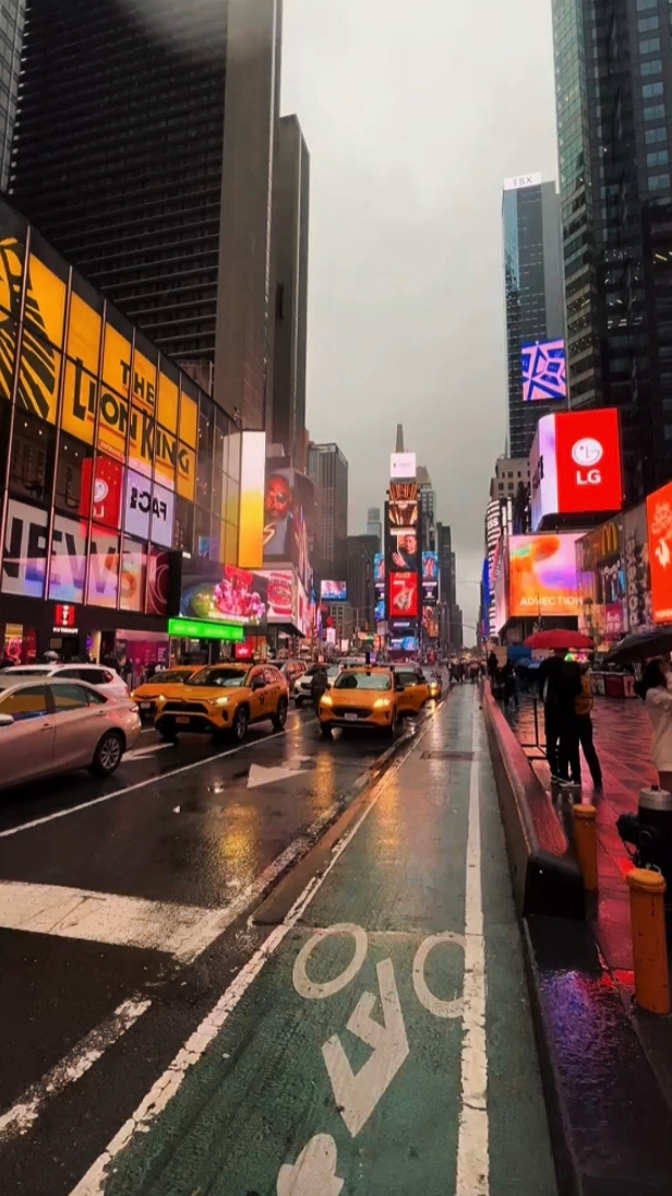 City vlog trend