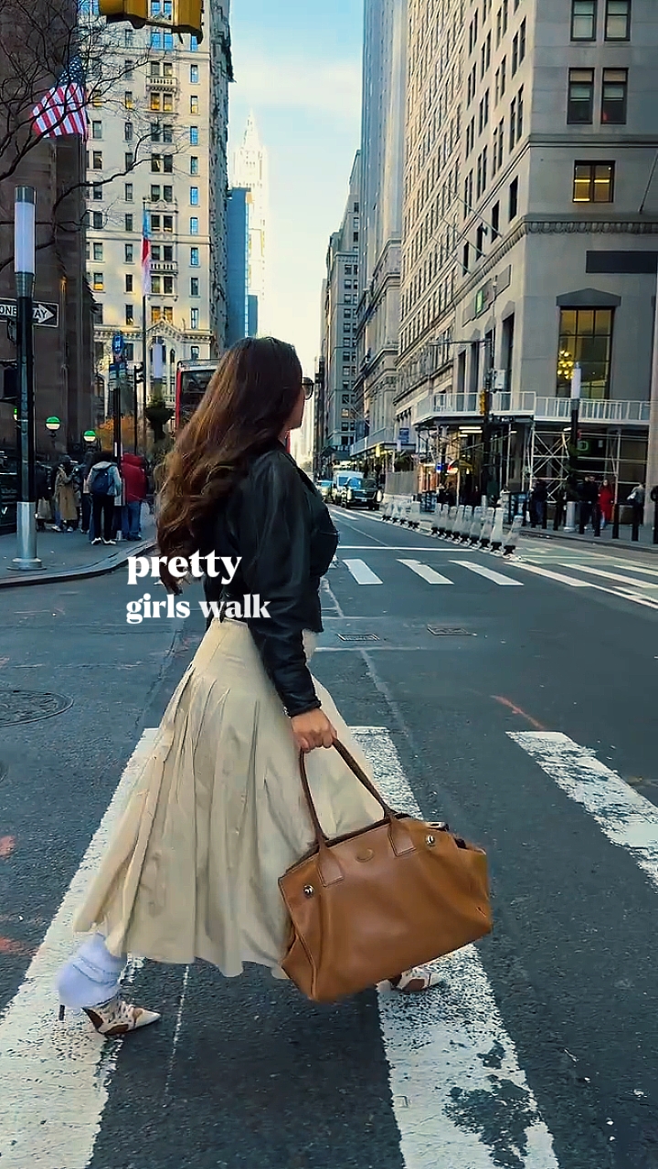 Prety girl walk