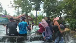 selang waktu 1 menit