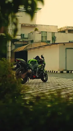 CINEMATIC MOTORCYCLE