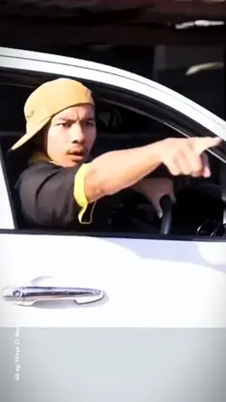 มองหน้าหรอไอ้สัตว์ 😎