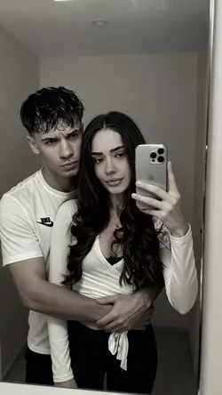 AI mirror couple