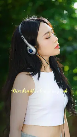 Mờ nhạt phấn son