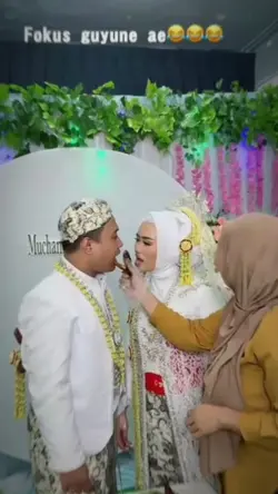 JJ PENGANTIN CIUMAN