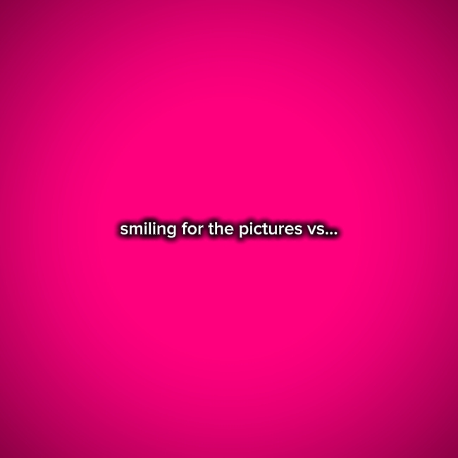 Sonriendo para la foto.