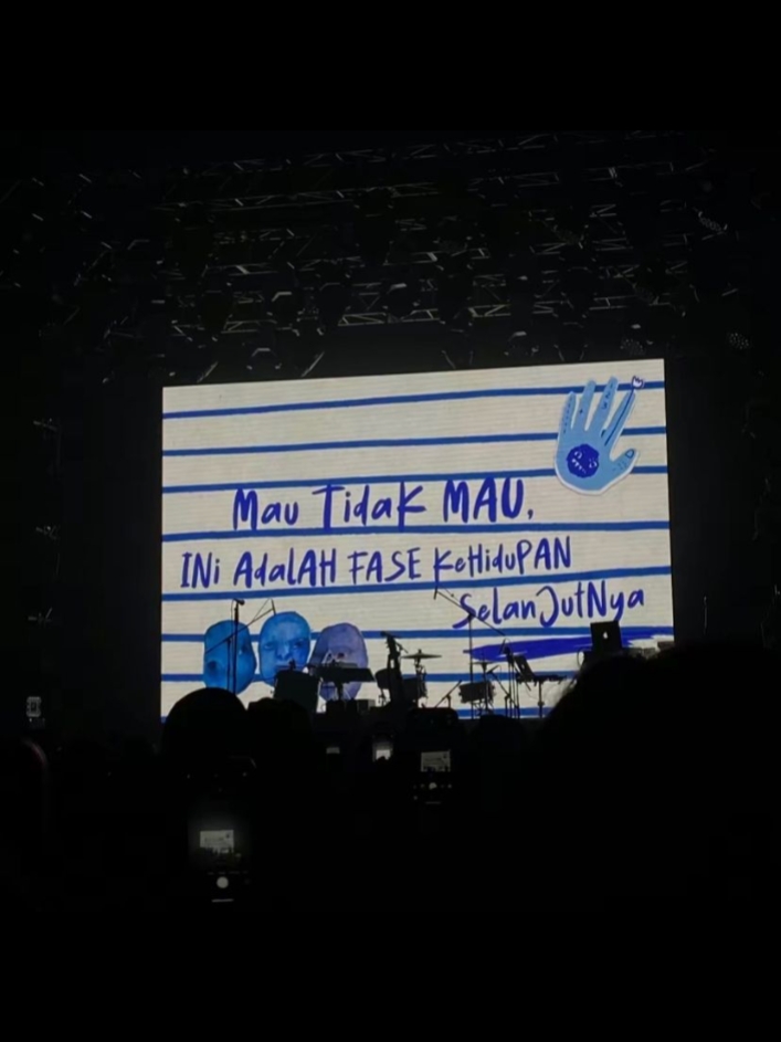 mau tidak mau