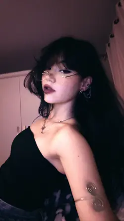 she's screamin 